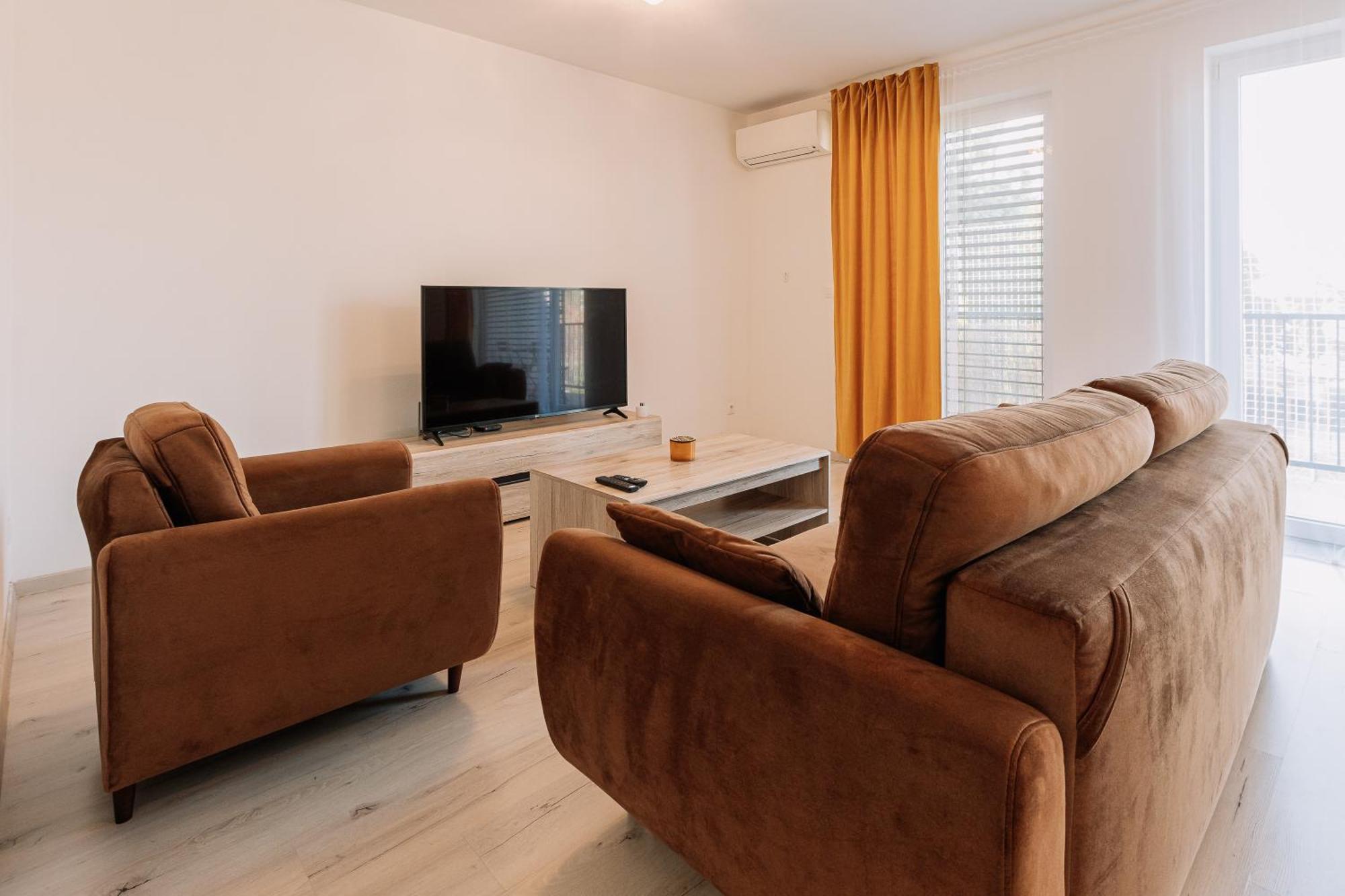Sunrise Apartments Szenc Kültér fotó